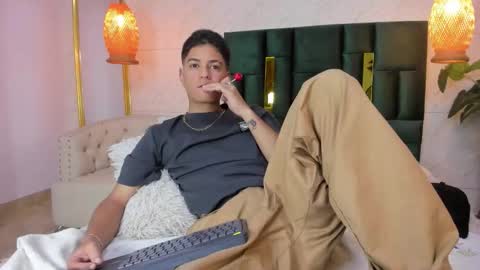 LevySteven online show from November 15, 6:11 am