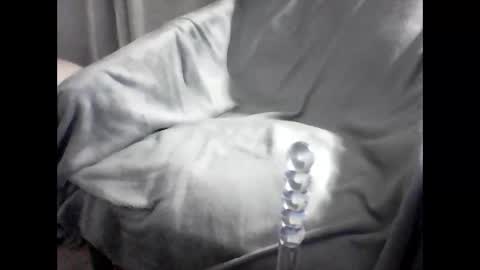 leweylewy online show from March 5, 4:45 am