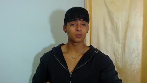 i  am lewis ly EDUARDO MEMDOZA15 online show from May 21, 3:30 pm