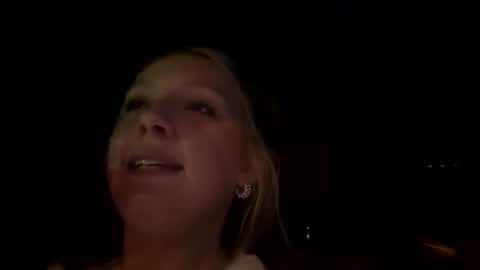 Snapshot of lexaarose05 chatting on December 19, 4:34 am lexisRose online show from December 19, 4:34 am