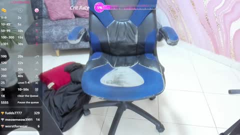 Snapshot of lexadimary chatting on December 5, 10:12 am lexa online show from December 5, 10:12 am