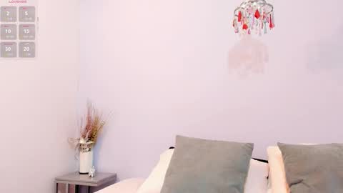 Snapshot of lexi_bloom chatting on March 7, 10:56 am Gabrielle online show from March 7, 10:56 am