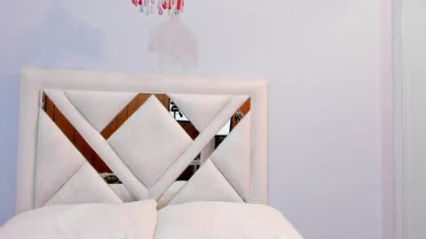 Snapshot of lexi_bloom chatting on April 11, 11:03 am Gabrielle online show from April 11, 11:03 am