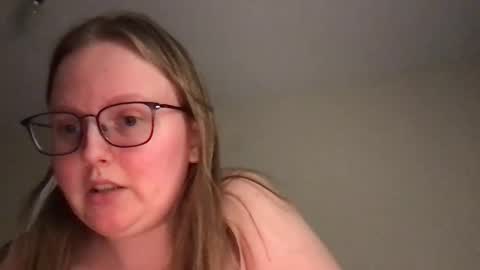 Snapshot of lexielilacs chatting on January 21, 4:54 am lexie online show from January 21, 4:54 am