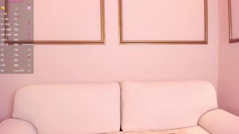 Lexie Thompson  online show from February 11, 12:10 pm