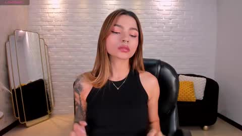 Lexie  online show from February 13, 7:42 pm