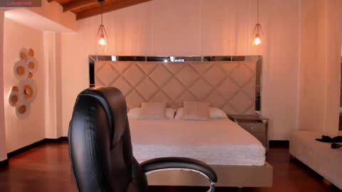 Lexie  online show from April 20, 7:04 pm