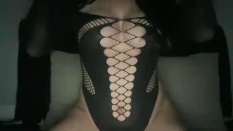 Snapshot of lexiex3lucero chatting on June 15, 8:49 am Lexieexx3 online show from June 15, 8:49 am