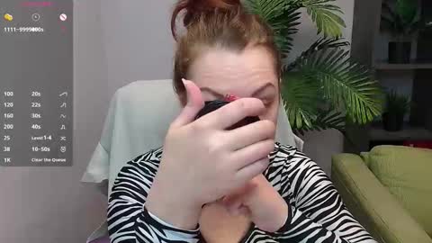 Lexi online show from October 26, 2:45 pm