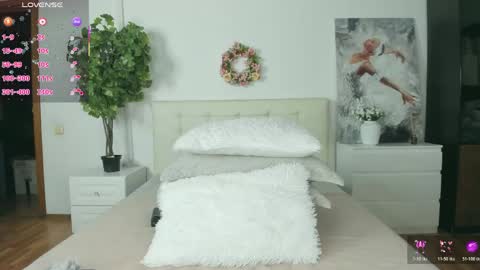 Snapshot of lexiflower1 chatting on May 29, 5:49 am Lexi online show from May 29, 5:49 am