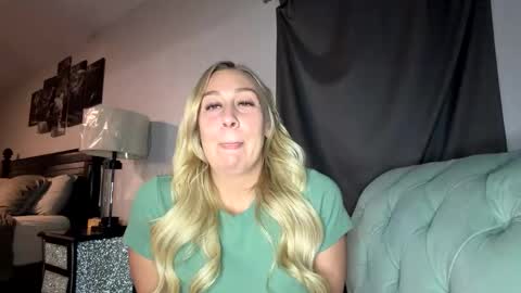 lexi online show from January 9, 6:38 am