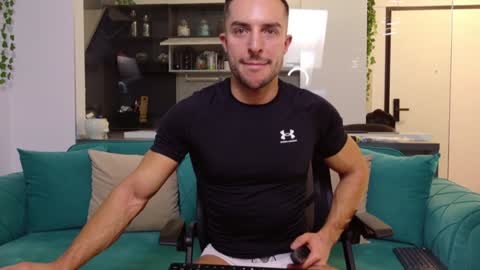 Askme online show from December 3, 3:33 pm