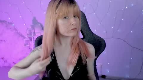 Lexi Wenford NO NUDE GODDESS online show from February 13, 5:48 am