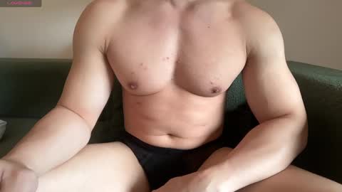 Snapshot of lexxxx442 chatting on May 22, 2:51 am AsianKing online show from May 22, 2:51 am