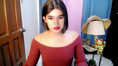 Snapshot of lexy_babexxx chatting on May 17, 6:33 am lexy_babexxx online show from May 17, 6:33 am