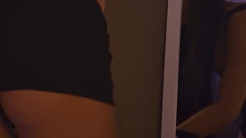 Snapshot of lexy_banks chatting on February 16, 8:54 am LexyBanks online show from February 16, 8:54 am