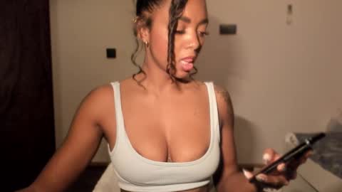 LEXY - Independent account online show from December 3, 12:18 am