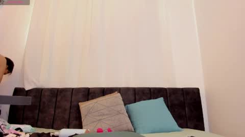  Lexy  online show from May 11, 11:38 am