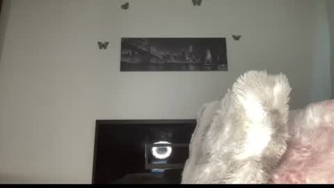 Snapshot of lexyswetty chatting on June 12, 2:27 pm Lexyswetty online show from June 12, 2:27 pm