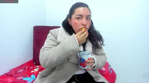 lexyy24_ online show from March 12, 9:48 am