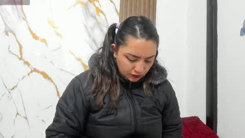 lexyy24_ online show from June 3, 9:34 am