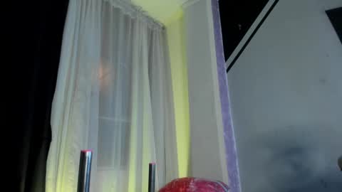   online show from January 24, 8:55 am