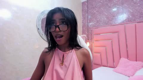 Leyla online show from January 4, 3:07 pm