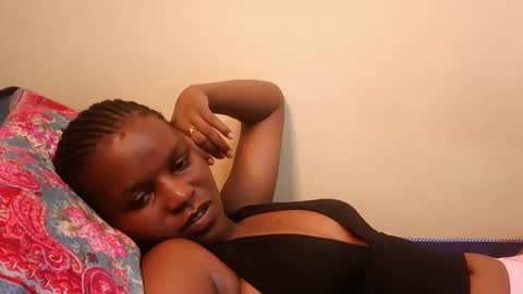 leylacuty13 online show from March 31, 12:12 am