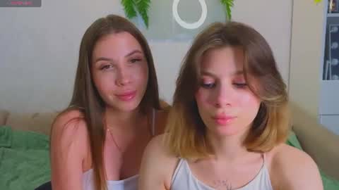 Leila online show from July 3, 9:10 pm