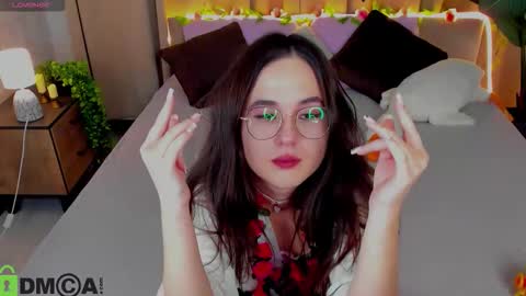 Snapshot of leylamirage chatting on February 12, 4:51 am leylamirage online show from February 12, 4:51 am