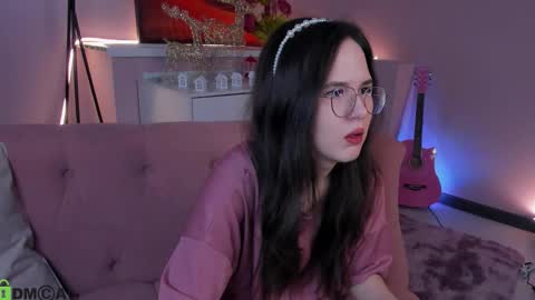 Snapshot of leylamirage chatting on February 26, 12:15 pm leylamirage online show from February 26, 12:15 pm