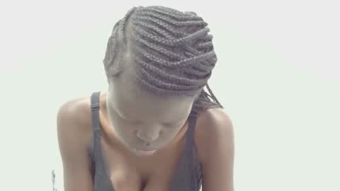 Snapshot of leylani69 chatting on May 3, 7:47 am laylani69 online show from May 3, 7:47 am
