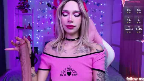 Snapshot of leylanoir_02 chatting on January 6, 2:54 pm LEA online show from January 6, 2:54 pm