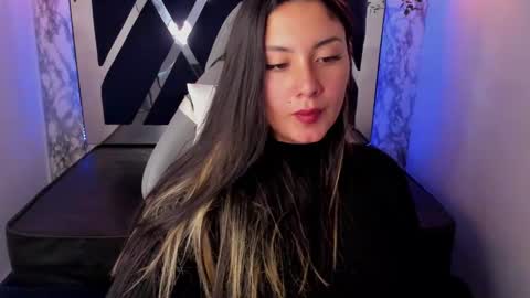 Lia  online show from January 17, 5:30 pm