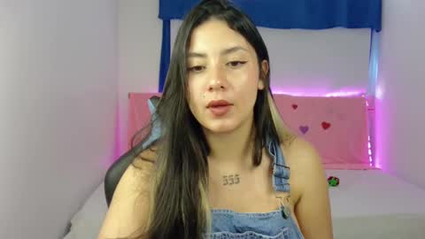 Lia  online show from February 23, 7:49 pm