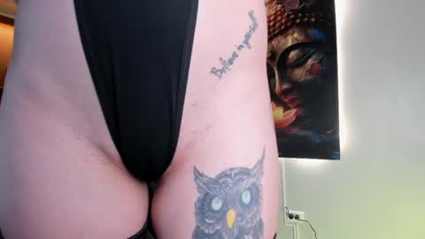 Snapshot of lia__harry chatting on May 11, 8:28 pm lia__harry online show from May 11, 8:28 pm