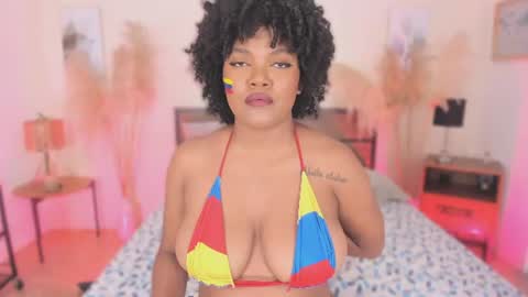 lia_adams17 online show from June 19, 5:12 am