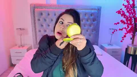 Lia  online show from November 5, 3:28 am