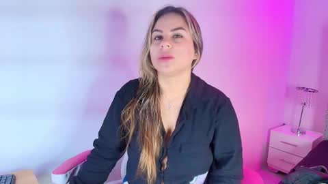 Lia  online show from March 8, 3:54 am