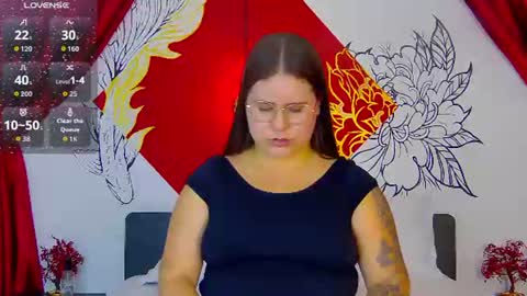Lia Avalon online show from June 9, 12:50 pm