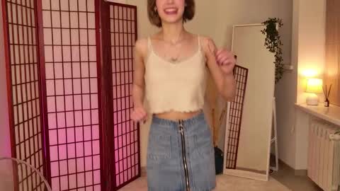 Snapshot of lia_gwen chatting on November 24, 1:22 pm lia_gwen online show from November 24, 1:22 pm