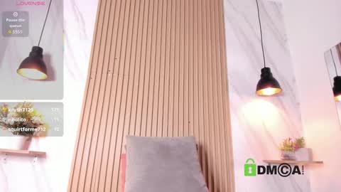 lia_harper_ online show from November 15, 8:33 am