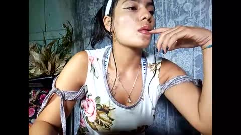 Lia online show from October 20, 7:25 pm