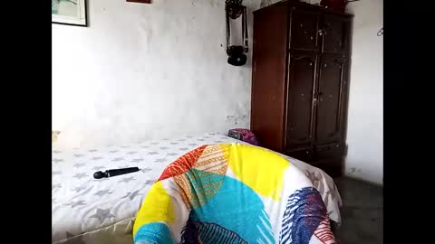 Snapshot of lia_hottie chatting on February 5, 7:51 pm Lia online show from February 5, 7:51 pm