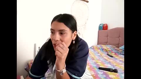 Snapshot of lia_hottie chatting on March 2, 6:26 pm Lia online show from March 2, 6:26 pm