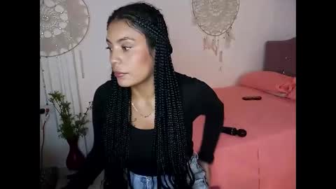 Snapshot of lia_hottie chatting on March 27, 9:25 pm Lia online show from March 27, 9:25 pm