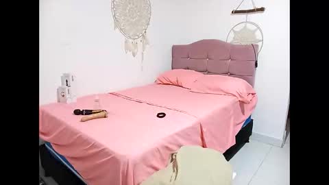 Snapshot of lia_hottie chatting on March 30, 5:41 am Lia online show from March 30, 5:41 am