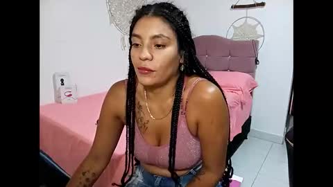 Snapshot of lia_hottie chatting on April 4, 10:18 pm Lia online show from April 4, 10:18 pm