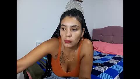 Snapshot of lia_hottie chatting on April 15, 10:54 pm Lia online show from April 15, 10:54 pm