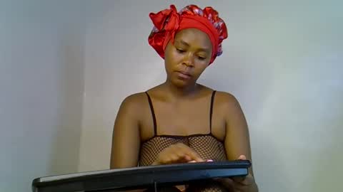 lia online show from September 10, 8:20 pm